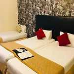 Kingston Lodge Hotel