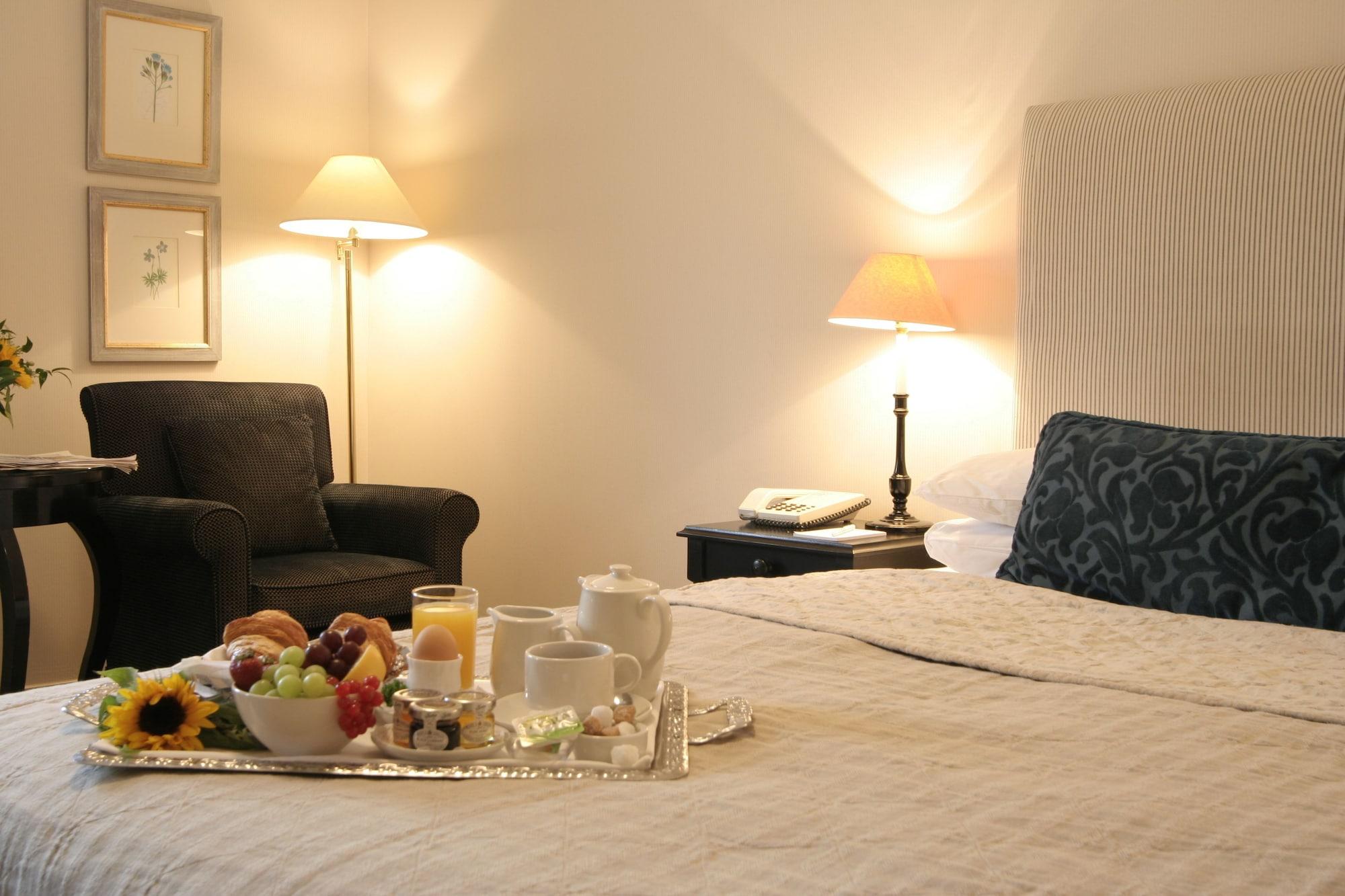 Kingston Hotel