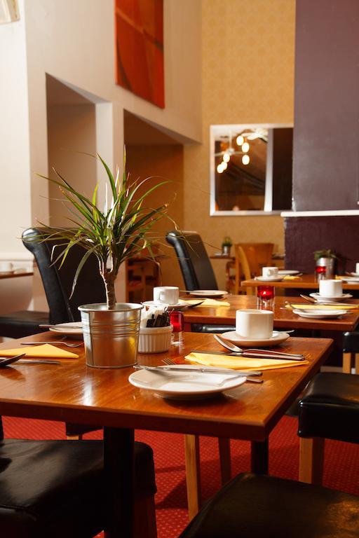 Kingston Hotel 4*