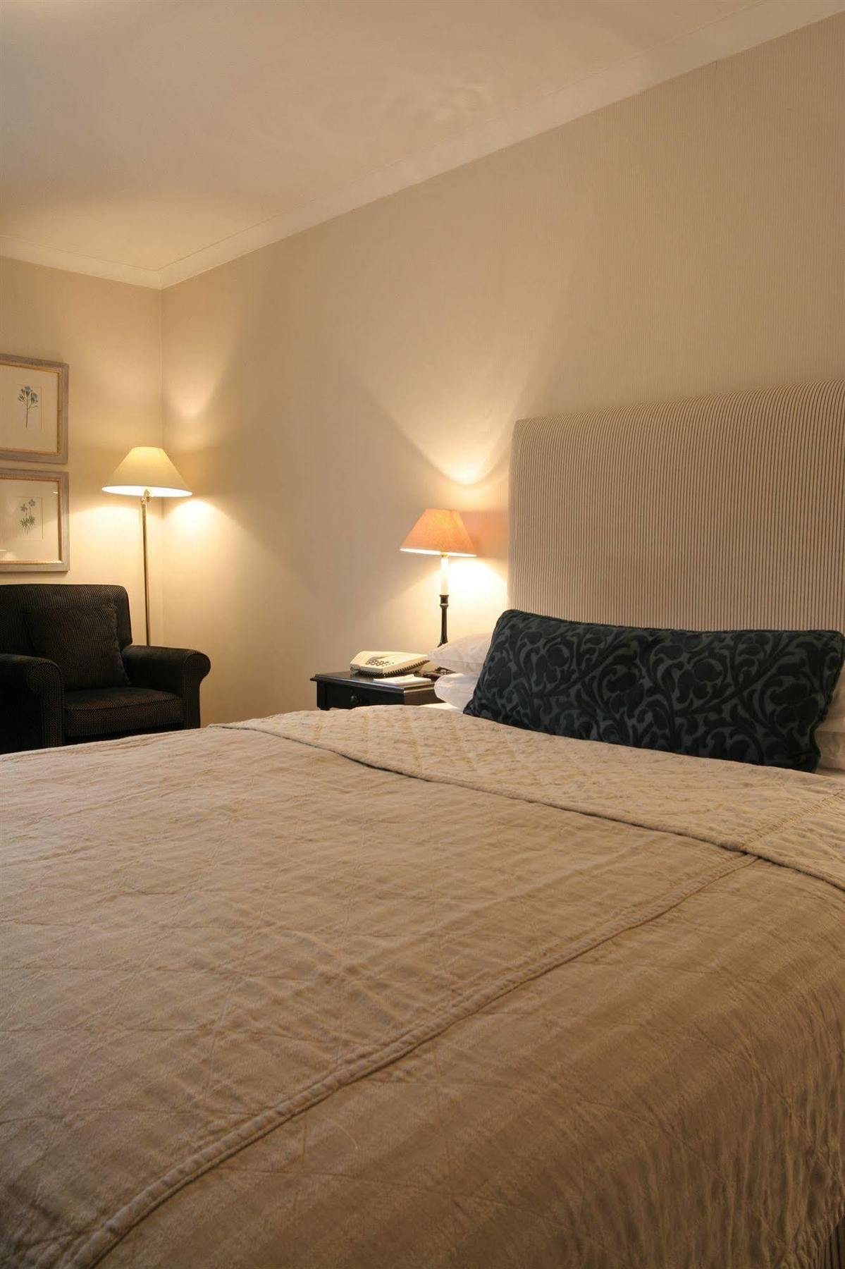 Kingston 4*